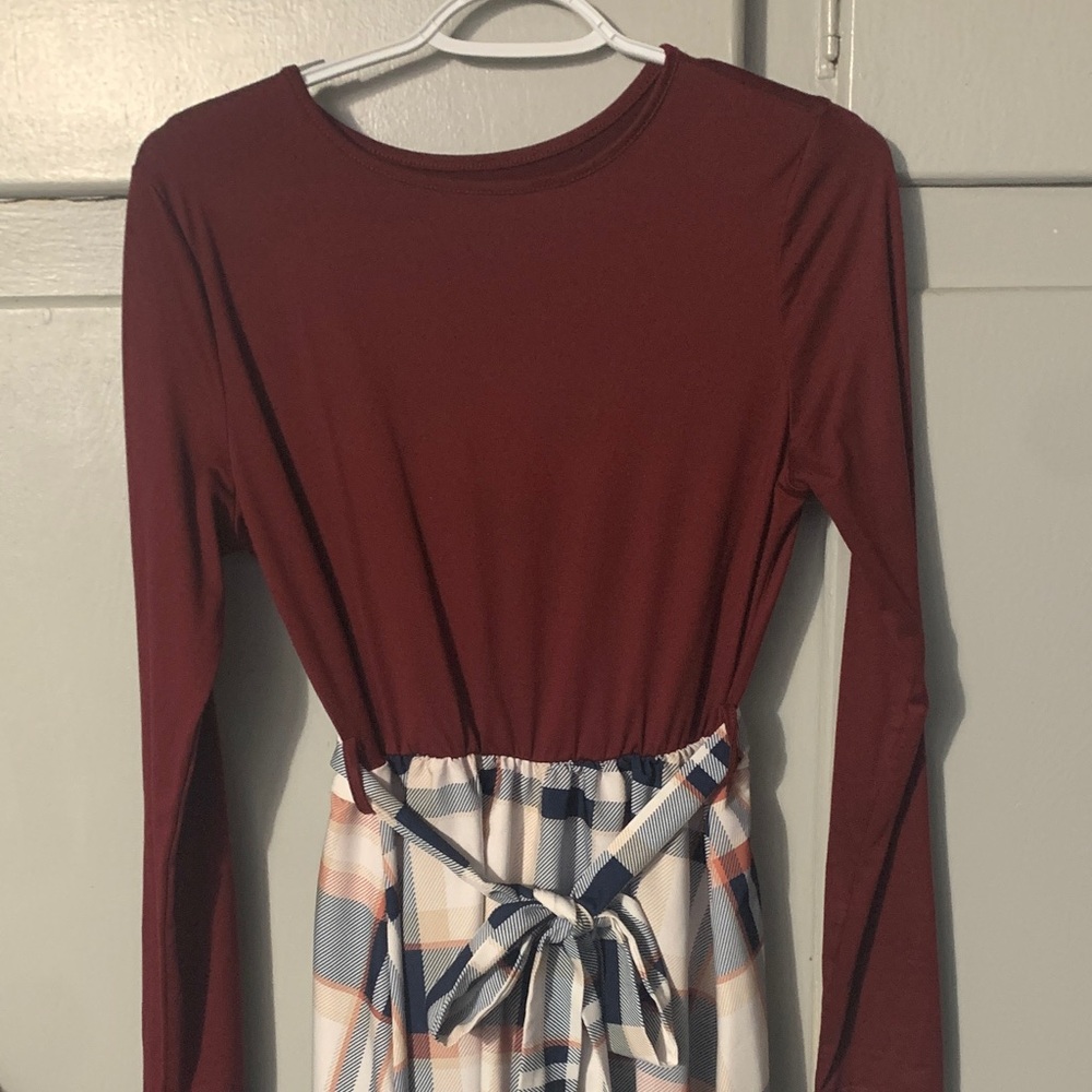 Stylish Plaid Dress with Tie Waist
